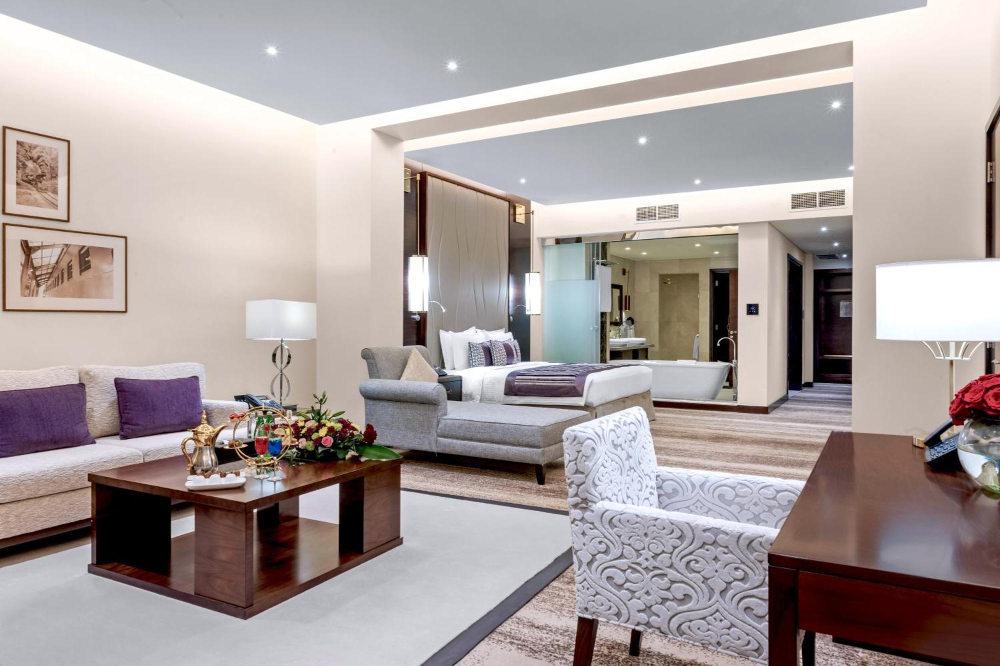 Hotel Grand Millennium Tabuk Zewnętrze zdjęcie