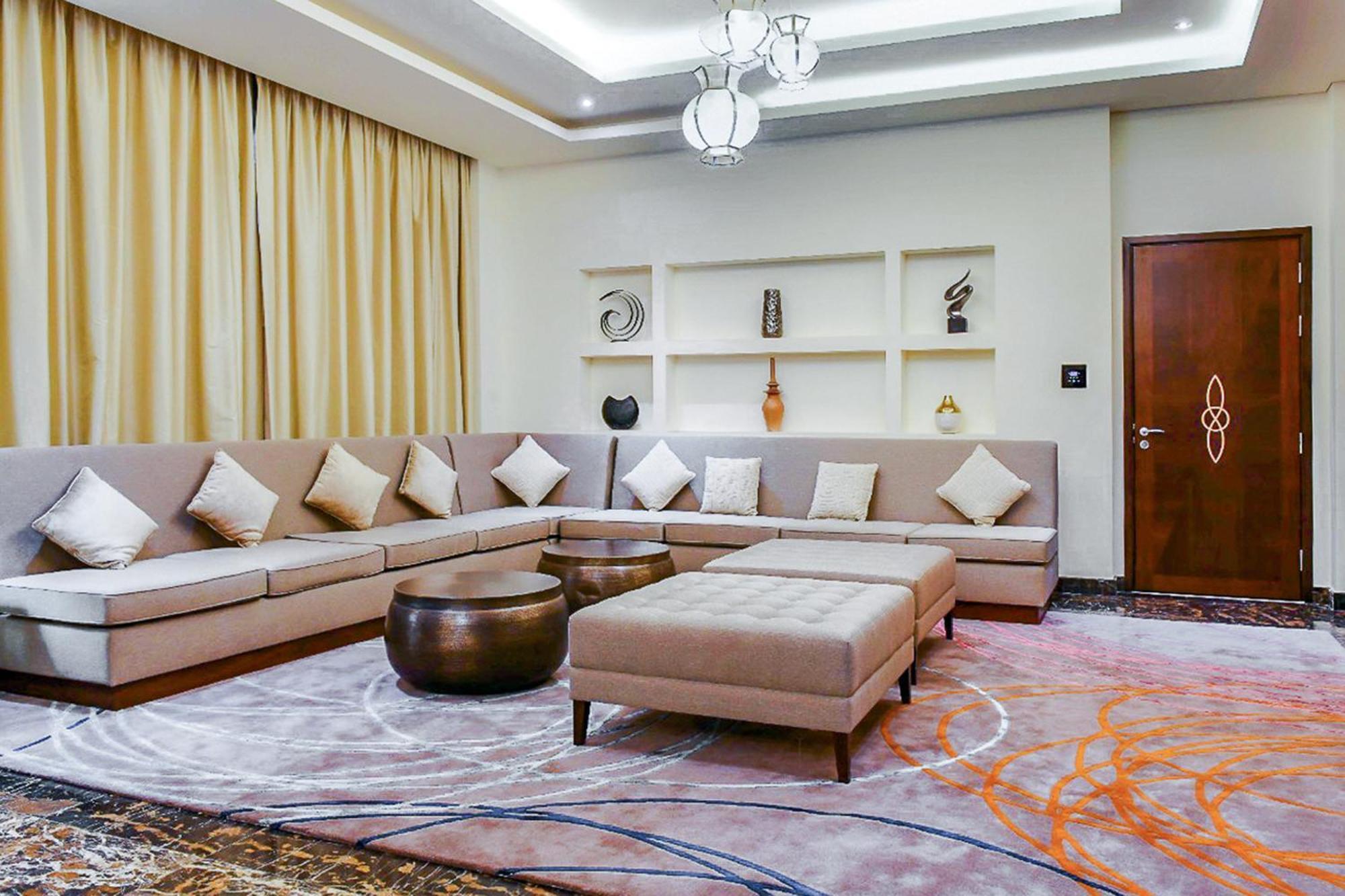 Hotel Grand Millennium Tabuk Zewnętrze zdjęcie